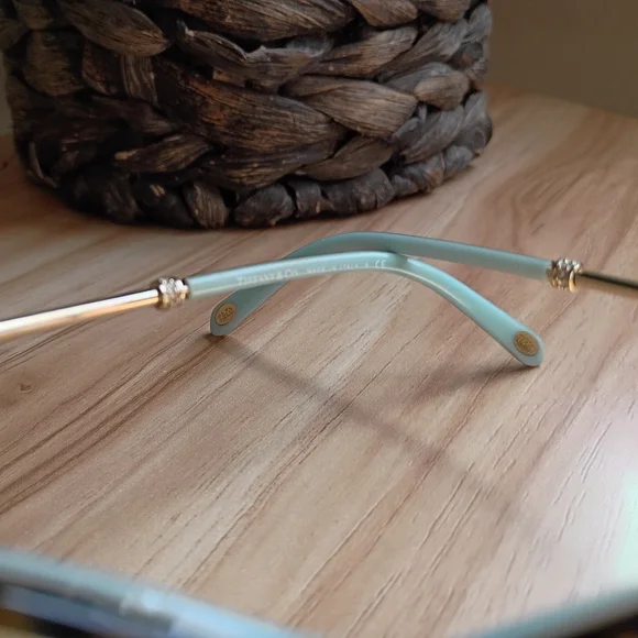 Tiffany & Co Stylish Tortoise Shell Women's Glasses - Picture 9 of 13